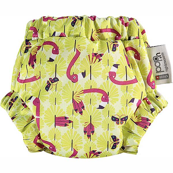 Een leuk lichtgroen trainingsbroekje met een flamingo print van het merk Close. Het trainingsbroekje is bedoelt om te gebruiken bij zindelijkheidstraining. Bedoelt voor druppeltjes of kleine plasjes. Er is een mogelijkheid voor het gebruiken van inlegjes.