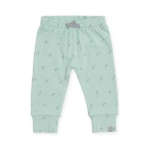 Een leuk zachtgroen broekje met een lichtgrijze print van boompjes uit de collectie Forest van Jollein. Heerlijk zacht en comfortabel voor jouw kleintje.