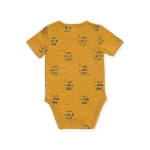 Een leuk okergeel rompertje met korte mouwen uit de collectie Wild Animals Mustard van Jollein. Op het romper staat met zwart de tekst 'I have a Wild Side' geprint.
