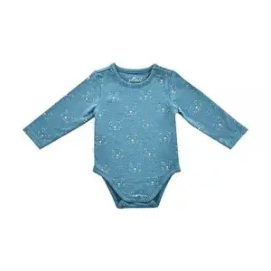 Een leuke romper met lange mouwen in een blauwe kleur. Het rompertje heeft printjes van een leeuwengezichtje in de kleur wit.