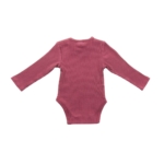 Deze leuke romper in de kleur Maroon is gemaakt van fijne ribstof en komt uit de collectie Rib Maroon Red van Jollein. Het rompertje heeft lange mouwen en is gemaakt van biologisch katoen en elastaan.