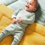 Een leuke lichtgroene legging gemaakt van rib stof. Deze legging komt uit de collectie Rib van Jolein. Leuk te combineren met een leuk shirtje of jurkje.