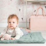 Een leuk shirtje in de kleur gebroken wit met op de voorzijde in een subtiele print een vosje. Het shirtje komt uit de collectie Off-White van Jollein.