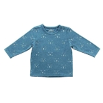 Leuk blauwgroen shirtje met lange mouwen van Jollein uit de collectie Little Lion Teal. Het shirtje heeft een witte bedrukking van leeuwengezichtjes.
