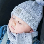 Leuke gebreide muts met een lief motiefje uit de collectie Soft Knit Soft Blue van Jollein.