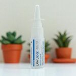Lavylites neusspray 1x30 ml in witte flacons met blauwe accenten voor natuurlijke neusverzorging