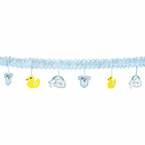Een leuke slinger voor een babyshower of als aankondiging dat je kleintje is geboren. De slinger is blauw van kleur en heeft verschillende figuurtjes onder de slinger hangen.