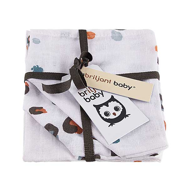 Hydrofiele washandjes van Briljant Baby van het design Africa Blue. Bestaand uit 2 designs: 2x met een eigentijdse panterprint in de kleuren bruin & blauw & 1x met vlekken in de kleur bruin en blauw.