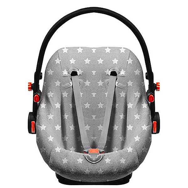 Hier vindt je de mooie autostoelhoes van Thijs Grijs uit de collectie van Briljant Baby in de kleur grijs. De hoes heeft een mooie print van witte sterren.