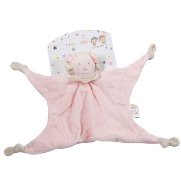 Met dit schattige en zachte roze knuffeldoekje met een leeuwenhoofdje van Gamberritos kan jouw kindje zich heerlijk vermaken. Het knuffeltje is een vrolijk kameraadje.