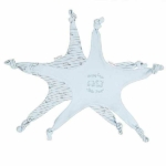 Een heerlijk zacht knoopknuffeldoekje in de kleur blauw uit de collectie Happy Dogs & Little Frogs van Frogs and Dogs. Het logo op de voorzijde is geborduurd en op de achterzijde is het geprint in een kleinere versie in de kleur grijs.