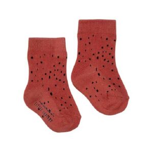 Leuke babysokken komen uit de Dots Canyon Clay collectie van Little Indians. De sokken worden gemaakt van biologisch katoen en hebben een mooie pasvorm.