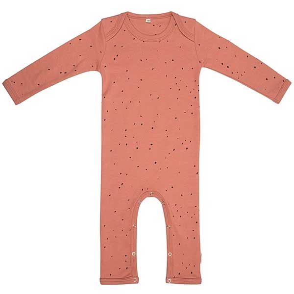 Een leuk boxpakje Dots Canyon Clay voor jouw kleintje met een leuke stippenprint in de kleuren terracotta en zwart uit de collectie van Little Indians.