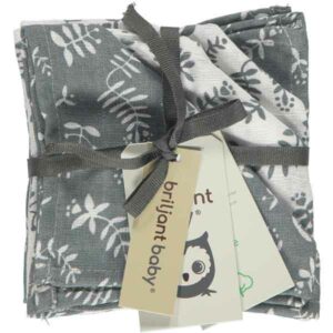 Leuke wit/blauwgrijze monddoekjes uit de collectie Organic Botanic van Briljant Baby. Dit mooie setje monddoekjes bestaat uit 2x blauwgrijs met witte opdruk en 2x witte met blauwgrijze opdruk.