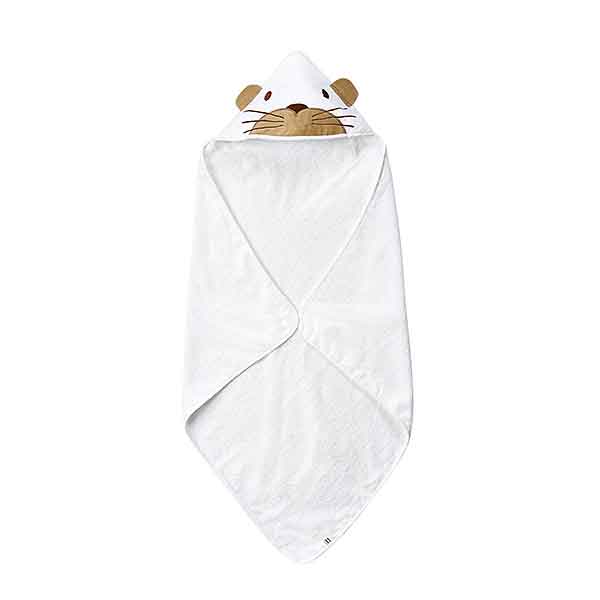 Een leuke witte badstof badcape van het merk Pippi, made with love. Deze witte badcape is niet alleen liefdevol vervaardigd, maar ook nog eens versierd met een beertje op de capuchon.