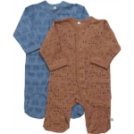 Lekker zacht en comfortabel! Dit setje met 2 boxpakjes van het merk Pippi in de kleuren grijs/wit zijn heerlijk om in te spelen of als pyjama om lekker in te slapen.