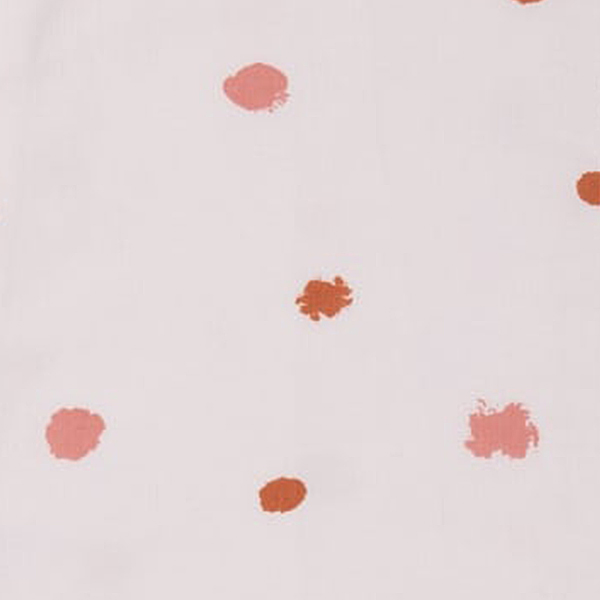 Handige en zachte hydrofiele multidoeken/swaddles van Briljant Baby met het design Africa Pink.  Bestaand uit 2 designs: 1x met een eigentijdse panterprint in de kleuren bruin & roze & 1x met vlekken in de kleur bruin en roze.