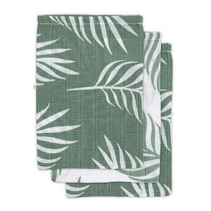 Leuke washandjes uit de collectie Nature van Jollein in de kleur groen & wit. De washandjes hebben een trend bladerenprint en worden geleverd in 2 verschillende uitvoeringen.