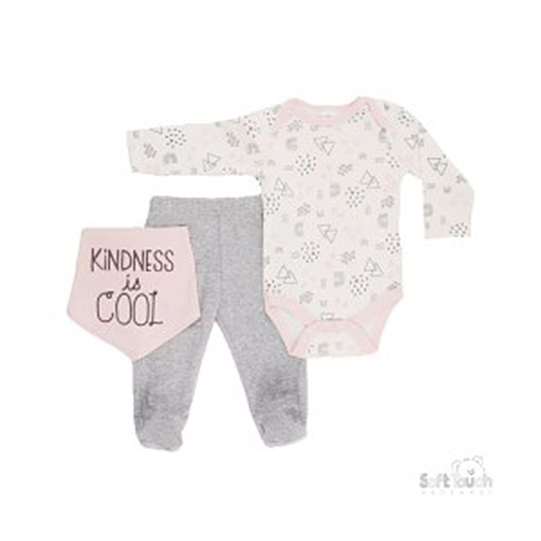 Een schattig 3-delig pakje voor het allerliefste meisje. Het setje bestaat uit een ecru rompertje met lange mouw & print, een grijs broekje met voetjes en een roze bandana met de tekst 'Kindness is Cool'. 