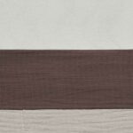 Zacht lakentje gemaakt van hydrofiel katoen in de kleur Chesnut van Jollein. Heerlijk zacht en zeer geschikt voor de tere en gevoelige babyhuid.