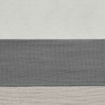 Zacht lakentje gemaakt van hydrofiel katoen in de kleur Storm Grey van Jollein. Heerlijk zacht en zeer geschikt voor de tere en gevoelige babyhuid.