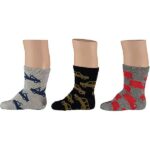 Heerlijk zachte sokken voor jouw kindje. Deze set bestaat uit 3 verschillende sets: 1x grijze met rode auto's, 1x zwart met bruine auto's & 1x lichtgrijs met blauwe takelwagens.