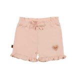 Een korte broek in de kleur roze met ruche van Frogs and Dogs uit de collectie Flower Power. Met een klein logootje op een van de pijpjes.