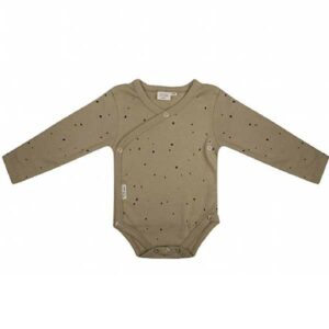 Dit mooie romper met lange mouw Dots Sponge met leuke stippenprint komt uit de collectie van Little Indians. Het rompertje heeft een overslag.