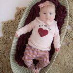 Een lieve roze shirt met lange mouw uit de collectie Wild about You van Frogs and Dogs met de tekst Big Heart en een afbeelding van een hartje op de voorzijde. 