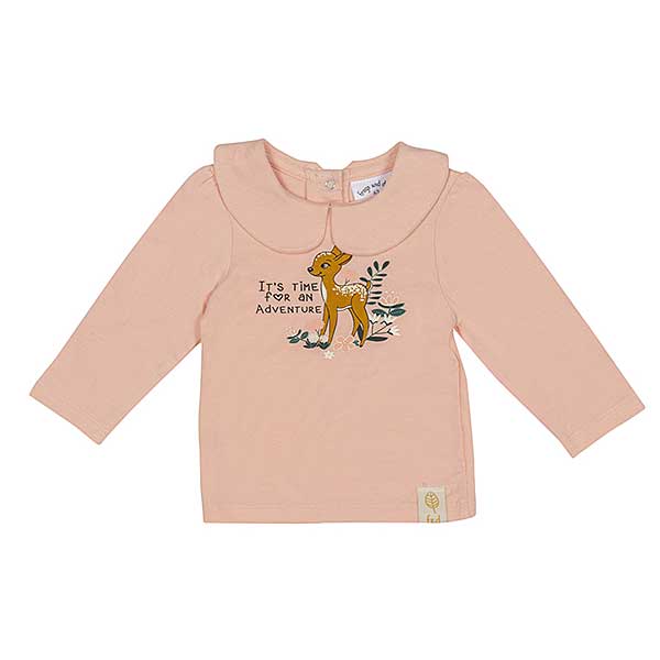 Een schattig shirt met lange mouw uit de collectie Magic Forest van Frogs and Dogs met de tekst It's Time for an Adventure met een afbeelding van een hertje.