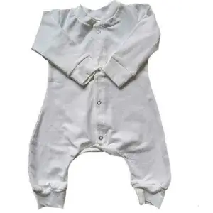 Dit heerlijke zachte boxpakje Ecru is in de kleur ecru/gebroken wit en komt uit de collectie van Made by Jolien. Gemaakt van organisch katoen.