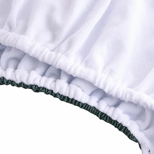 Binnenkant van de pocketluier van HappyBear. Deze luier is te gebruiken vanaf de geboorte tot zindelijkheid. Met dubbele lekgoten en verwijderbare booster voor extra absorptie.