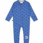 Een heerlijk zacht boxpakje in de kleur blauw met een print van diverse logootjes uit de Handsome Academy collectie van Frogs and Dogs. Het boxpakje is ook geschikt om mee te slapen.