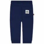 Dit stoere joggingsbroekje is effen blauw van kleur. Dit broekje komt uit de Handsome Academy collectie van Frogs and Dogs. Voorzien van broeksband met koord.