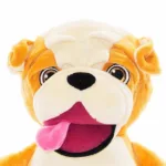 Barcus McDribble is een stoere bink met een klein hartje. Hij heeft een goudbruin lichaam met ecru kleurige buik. De onderkant van zijn voetjes zijn ecru kleurig. Hij heeft een grote rode mond waar zijn tong uitsteekt en 2 gevouwen oortjes. 