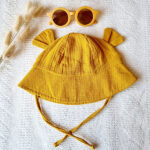 Rammelaartje zonnebril voor kinderen in het geel met UV400 bescherming