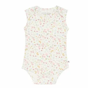 Een schattig gebroken wit rompertje Flowers & Butterflies zonder mouwen van zacht katoen Little Dutch. Het rompertje heeft een over-all print van vlinders en bloemen.