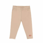 Deze zacht roze legging is van de collectie Little Robin van Frogs en Dogs. Deze roze legging Little Robin is gemaakt van zachte materialen en in de kleur zacht roze. De legging is effen roze van kleur met op de onderkant van een van de pijpjes het logootje van Little Robin.