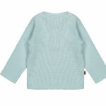 Dit stoer shirtje Waffle met lange mouw in de kleur blauw  komt uit de collectie Polar Adventure van Frogs and Dogs. Het shirtje is effen van kleur en is gemaakt van zachte wafelstof. Aan de voorzijde zit een sluiting met 2 drukkers.