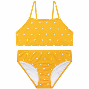 Op zoek naar een leuke trendy bikini voor jouw kleine meid? Hier vindt je de oranje bikini hartjes van Swim Essentials. Met deze mooie bikini loopt jou kleine meid er stoer en modieus bij. Deze bikini is in de kleur oranje met een witte print van hartjes.