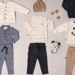 Frogs and Dogs baby & peuter biker broekje antraciet met bikerstripes en zakjes uit de Smile Club collectie