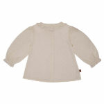 Een lief blouseje met kraagje uit de collectie van Simply Nice Girl van Frogs en Dogs. Het blouse is gemaakt van mooie zachte stof en is effen van kleur. De pofmouwen hebben een klein gerimpeld zoompje. Het blouseje is ruim waardoor je kleintje er heerlijk in kan bewegen. Het kraagje zorgt voor een schattig effect.