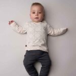 Frogs and Dogs baby & kinder shirt lange mouw off white met lijnpatroon en geborduurde smiley uit de Smile Club collectie