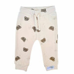 Hier vindt je de broekje Teddy Beertjes van May Mays. Dit mooie beige broekje heeft een leuke print van teddybeertjes hoofdjes. De broeksbank is voorzien van een koordje. De stof van de broekband en boordje zijn gemaakt van dezelfde stof als het broekje. Dit broekje is geschikt voor zwel jongens als meisjes.