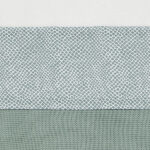 Dit mooie wit/groene lakentje komt uit de collectie Snake Ash Green van het merk Jollein. Het lakentje heeft heeft een overall witte print van de slangenhuid op een groen achtergrond. Het lakentje is gemaakt van 100% katoen en met de afmeting 120 x 150 cm. Op de foto's laten wij een combinatie zien met het dekentje.