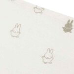 Hydrofiele multidoeken Nijntje olive green van Jollein in formaat 70 x 70 cm met subtiele print