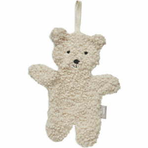 Het Teddy Bear Naturel speendoekje komt uit de collectie van Jollein en is gemaakt van stof met 'krulletjes'. Maak dit  speendoekje vast aan de speen van je baby en de speen is vindbaar! Hiermee is zoeken naar een speen in de box, het bed of de kinderwagen verleden tijd. Geen nachtelijke escapades meer met lichten aan, jij en je baby klaarwakker en het zoeken naar dat kleine speentje.