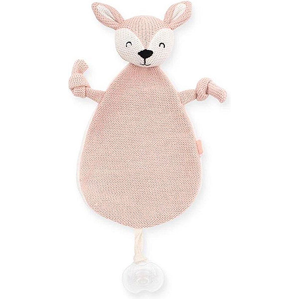 Dit leuke knuffeldoekje Deer Pale Pink komt uit de collectie van Jollein en kan de hele dag met jouw baby knuffelen. Het doekje is roze gebreid aan de voorzijde en heeft een zachte achterkant van fleece materiaal in de kleur crème.  Het doekje heeft het hoofdje van een hertje en een lusje waarmee je hem ook aan de speen kan bevestigen. Zo raak de speen minder snel kwijt.