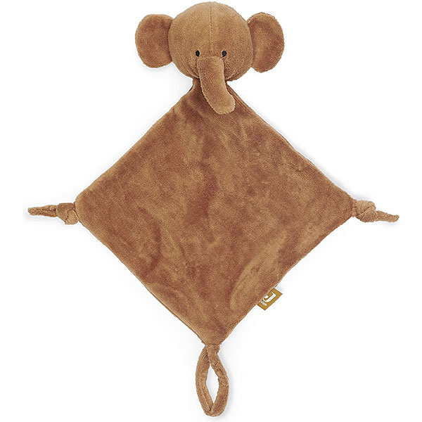 Dit leuke bruine knuffeldoekje Elephant komt uit de collectie van Jollein en kan de hele dag met jouw baby knuffelen. Het doekje is in de vorm van een olifantje en van extra zacht velvetmateriaal waar je kindje heerlijk mee kan kroelen en knuffelen. Je knoopt het knuffeldoekje dankzij het lusje gemakkelijk vast aan het speentje.