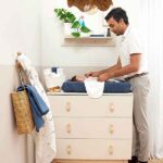 Meyco inbakerdoek Moon Indigo met maan en sterren print in indigo kleur voor veilig en geborgen inbakeren van je baby